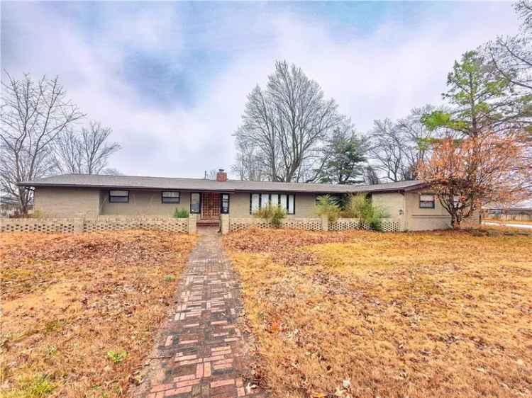 House For Sale in 1, Meadow Lark Lane, Harrison, Arkansas