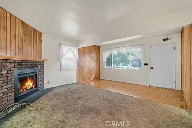 House For Sale in 3561, Olive Avenue, Long Beach, California