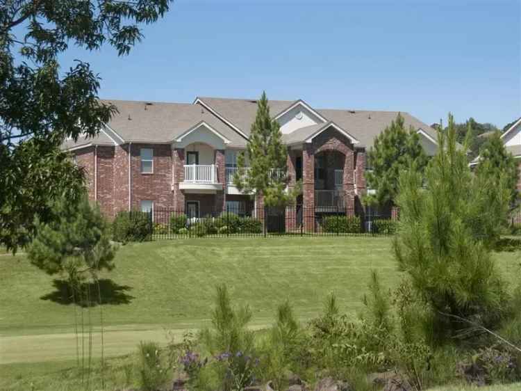 Rent Apartments at The Links at Cadron Valley in Conway Arkansas