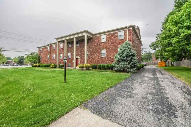 Rent One Bedroom Condo in Jeffersontown with Easy Access to Amenities