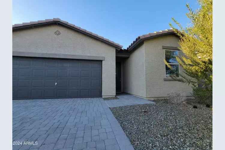 House For Sale in Surprise, Arizona