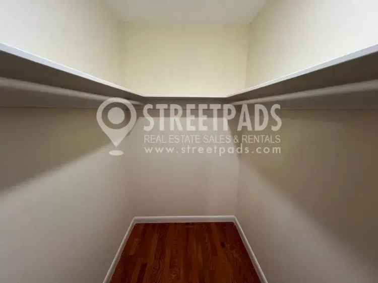 Rent Large One Bedroom Apartment Unit with Renovated Kitchen