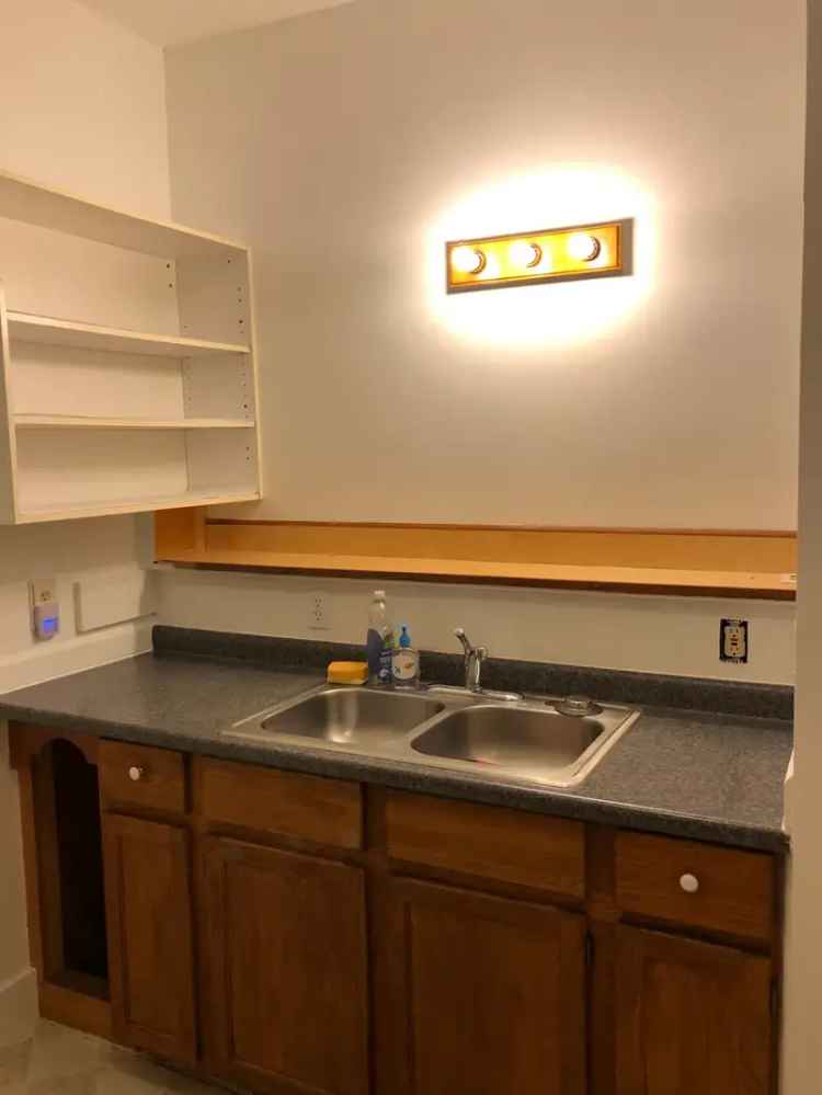 Apartment for Rent in Durham with 1 Bedroom and Near Duke University