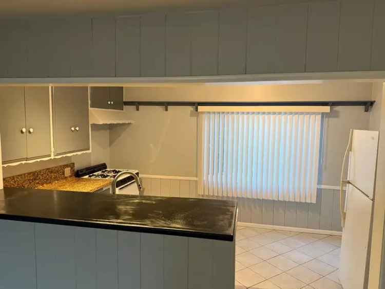 Rent Spacious Apartment Unit in Sherman Oaks with Modern Features