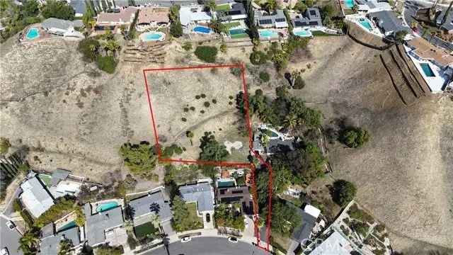 Land For Sale in 20713, Collins Street, Los Angeles, California