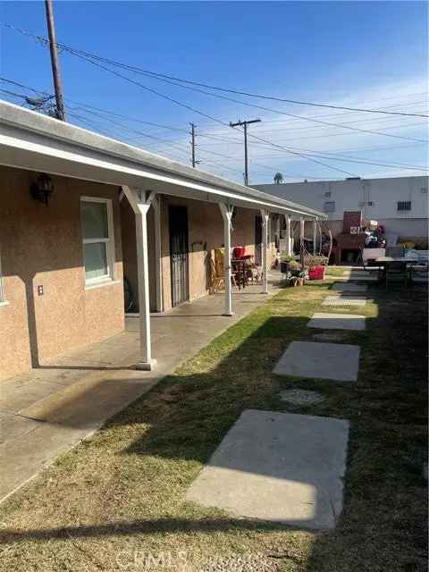 House For Sale in 1157, East Harding Street, Long Beach, California