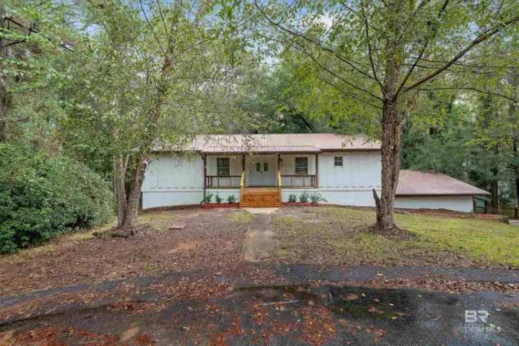 Beautiful Buy Home in Alabama with Spacious Bedrooms and Cedar Ceilings