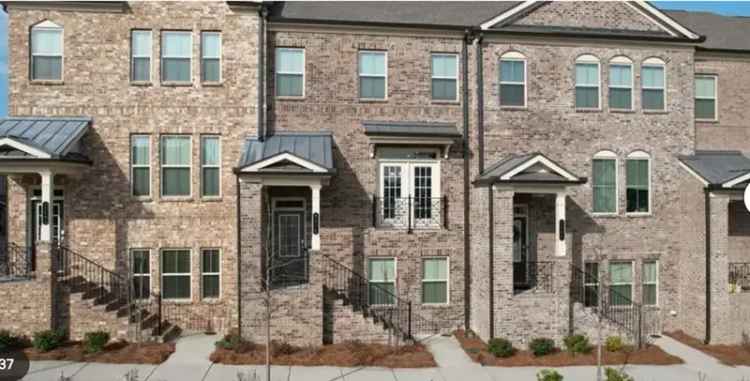 Rent 4 Bedroom Townhouse in Traditions with Modern Amenities