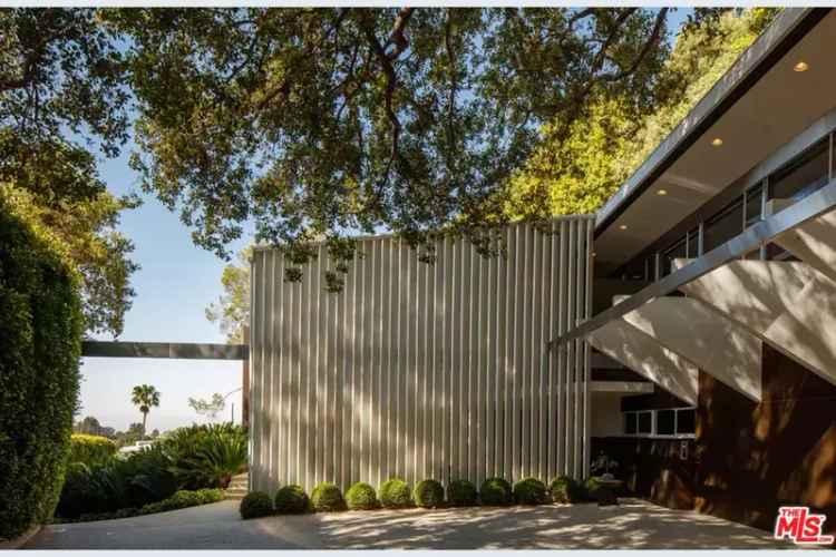 Buy House in Bel Air with Iconic Architecture and Modern Luxuries