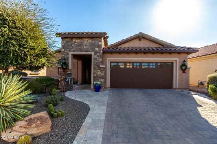 buy house in Sun City Festival with chef's kitchen and stunning backyard