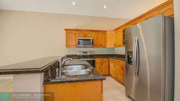 House For Sale in Boynton Beach, Florida