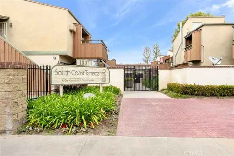 House For Sale in 1001, West Stevens Avenue, Santa Ana, California