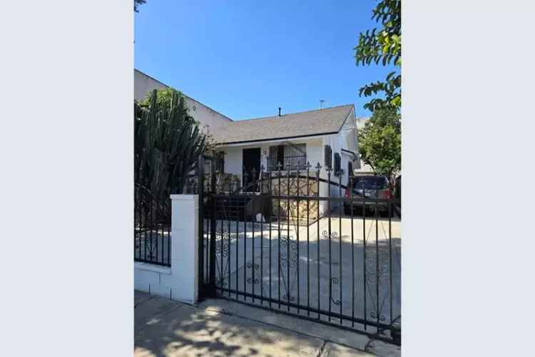 Buy house in Boyle Heights with 3 bedrooms and convenient location