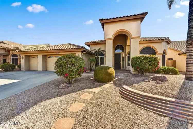 Buy Expansive Golf Course House in Vista Pinnacle Gated Community