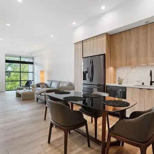 Rent Modern Chic Apartment Unit in Pasadena with Treetop Views