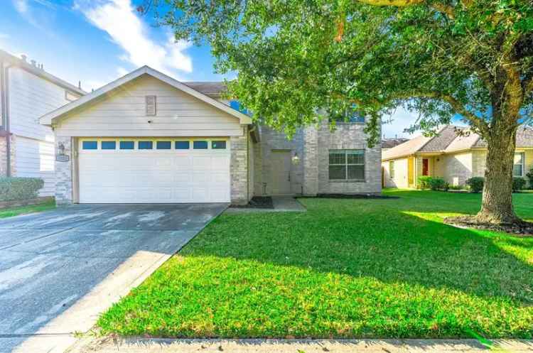 Buy 3 Bedroom House in Chambers County with Spacious Backyard