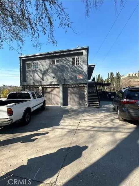 House For Sale in 3753, Harriman Avenue, Los Angeles, California