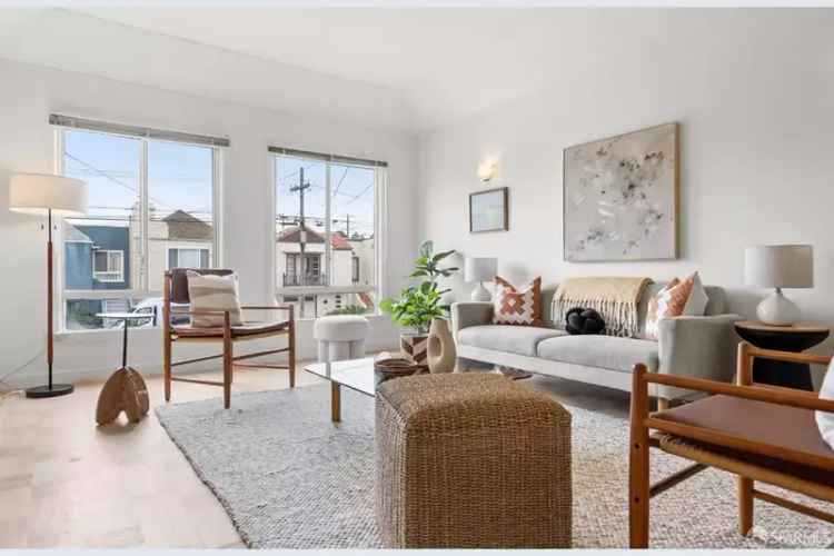 House For Sale in 2081, 47th Avenue, San Francisco, California