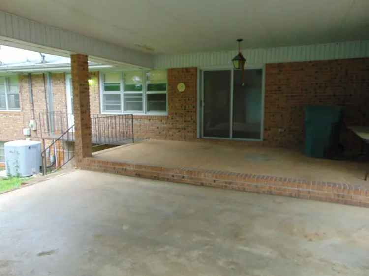 House For Sale in 3111, East 20th Avenue, Sheffield, Alabama