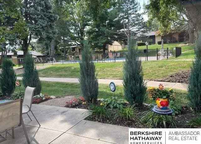 House For Sale in 9777, Hamilton Plaza, Omaha, Nebraska