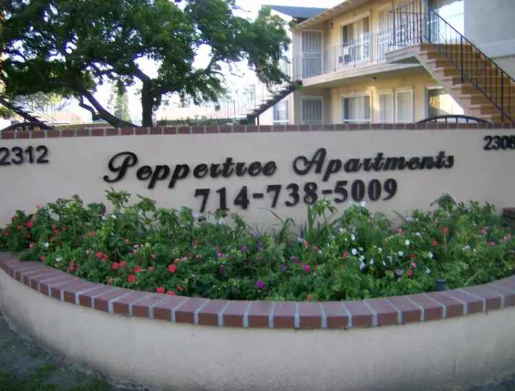 Rent Apartments in Fullerton with Laundry and BBQ Area