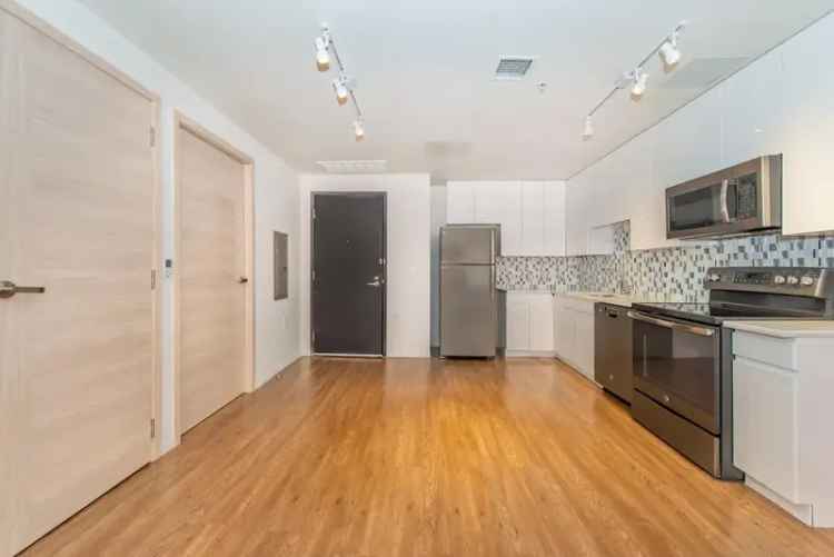 Rent Modern Spacious Studio and 1 2BR Apartments Near NYC