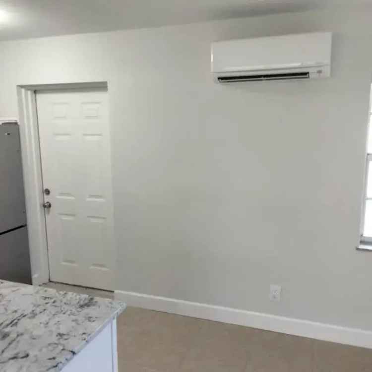 Rent 1 Bed Apartment Near the Beach with Convenient Features