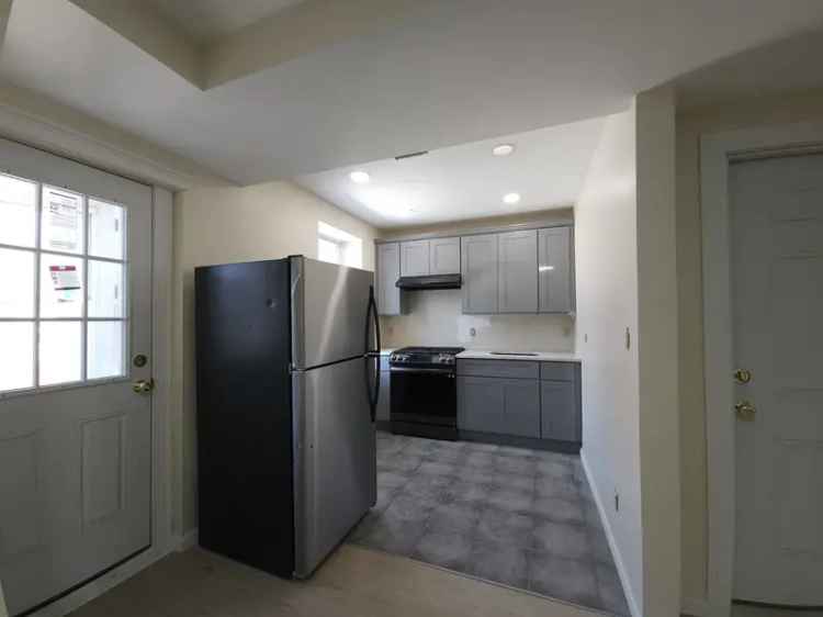 Rent 2 Bedroom Apartment in Staten Island with Modern Features