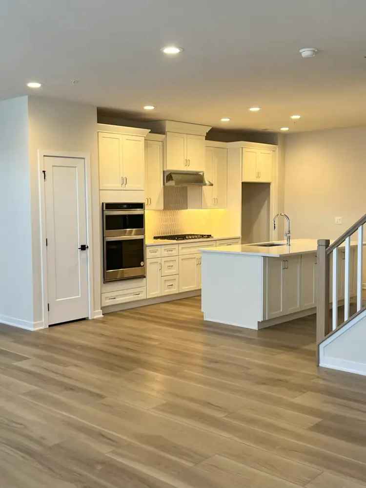 Luxury Rent Townhome in King of Prussia with Designer Finishes