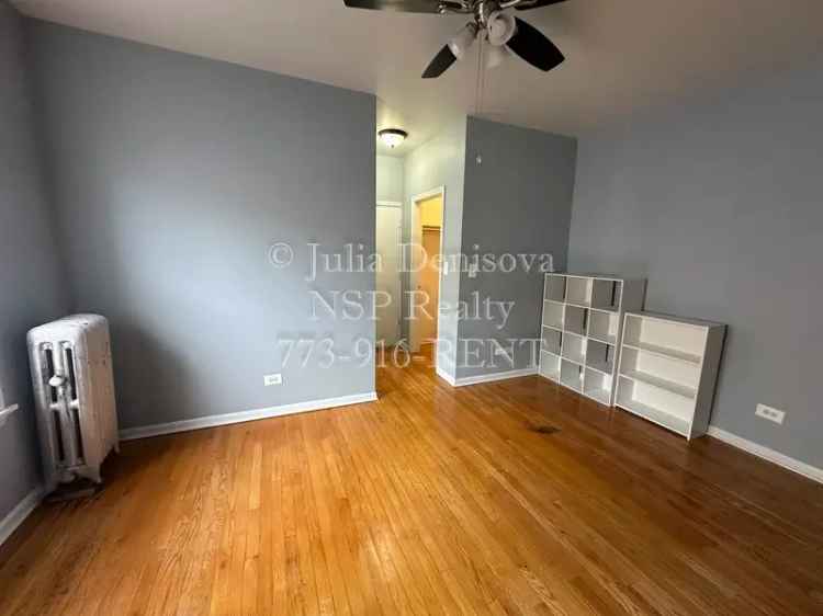 Rent Studio Apartment Unit in Edgewater with Modern Features