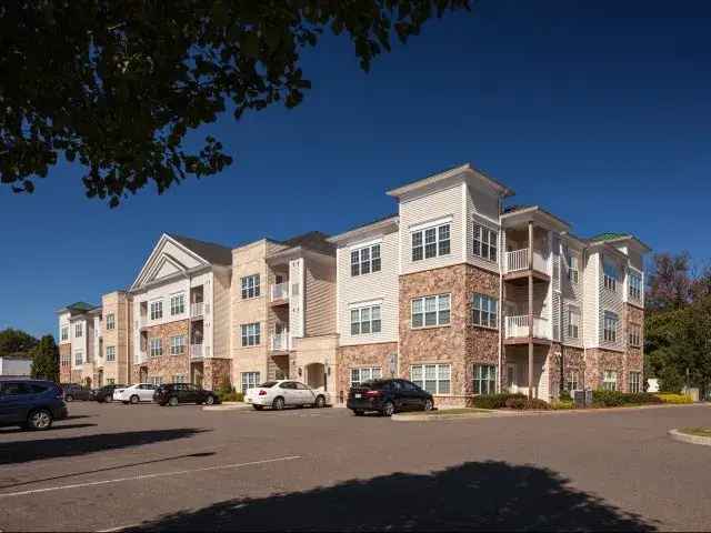 Rent Luxury Apartments in Saddle Brook with High-End Features