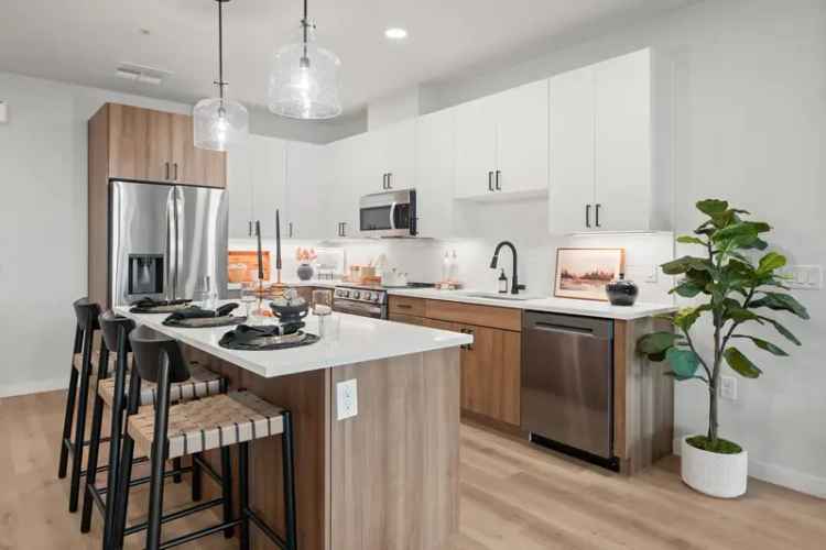 Rent Luxury Apartments in Mesa Arizona with Resort-Style Amenities