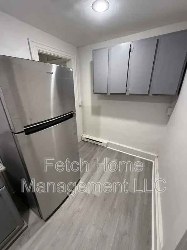 1 Bedroom Apartment for Rent in Lancaster with Utilities Included