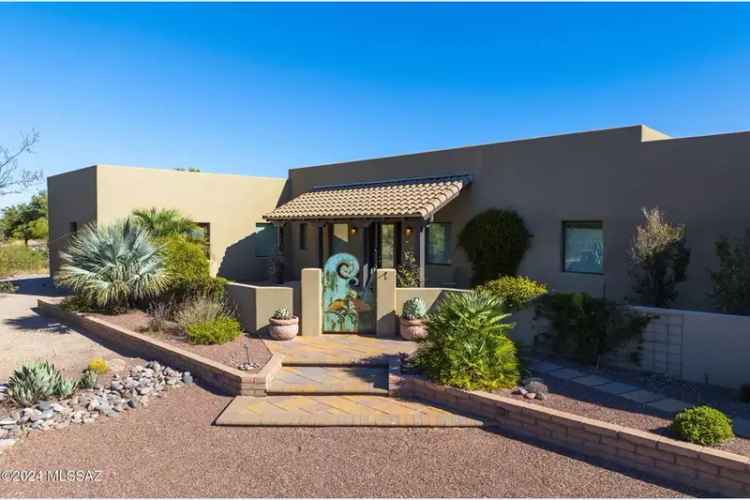 Buy Estate with Stunning Mountain Views in Santa Rita