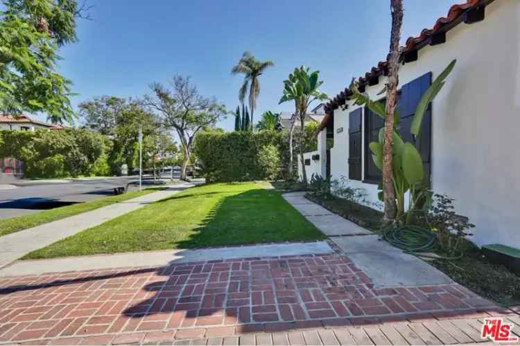 Buy Spanish Style Home in Los Angeles with 3 Bedrooms and Courtyard