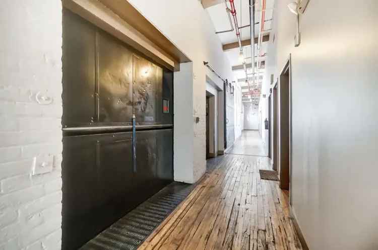 Rent Loft Style Apartments in Historic Camp Washington with Amenities