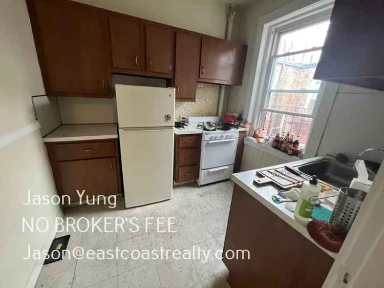 Rent Spacious 3 Bedroom Apartment in Allston with Modern Features