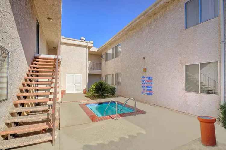 Rent Apartments in Villa Tarzana Community with Pool and Tennis Court