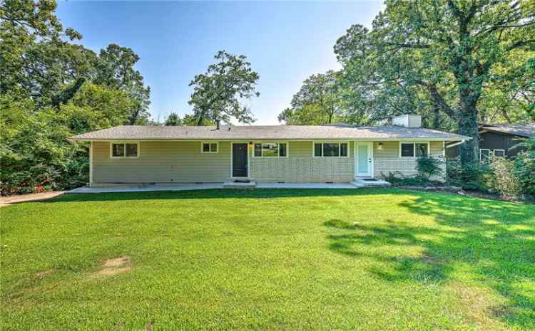 House For Sale in 44, North Hartman Avenue, Fayetteville, Arkansas