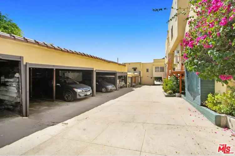 Buy Apartment Community in Los Feliz with Unique Charm and Features