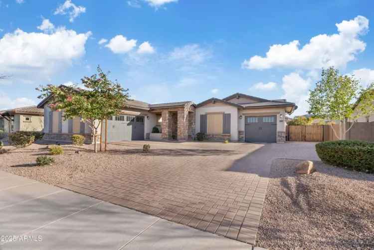 Buy Home in Queen Creek with 3 Bedrooms and Luxury Features