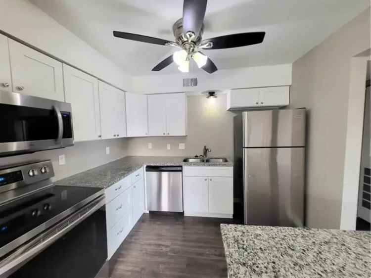 Rent Harrison Point Apartments in Olathe Kansas with Stunning Features