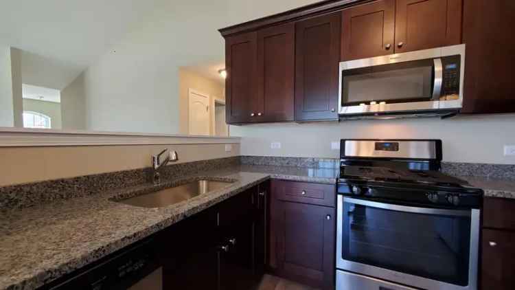 Rent Luxury Apartments in Joliet with Modern Design and Great Features