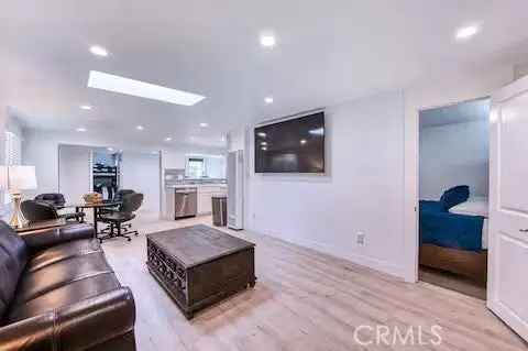 House For Sale in 1825, West Balboa Boulevard, Newport Beach, California