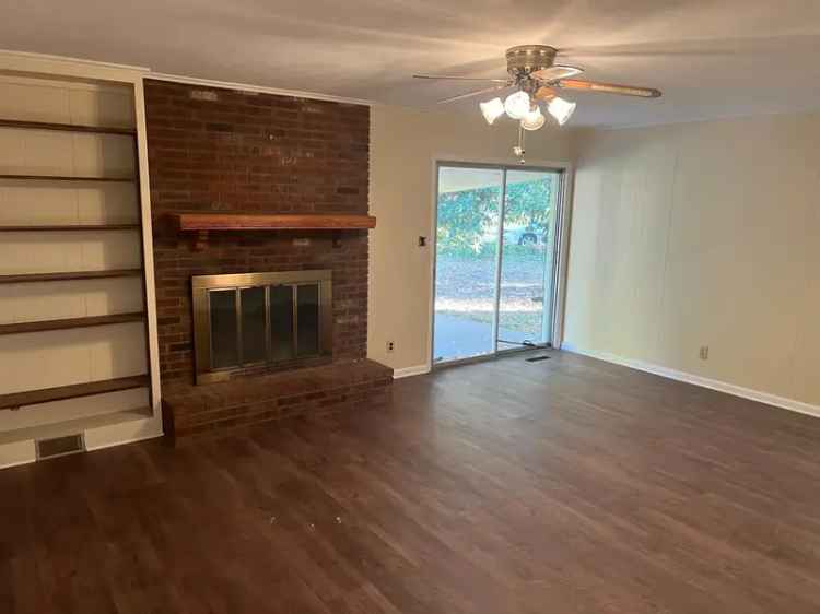 Rent Charming 3 Bedroom Rancher in Established Neighborhood