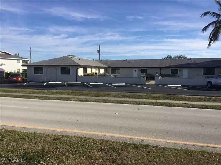 House For Sale in 3715, Country Club Boulevard, Cape Coral, Florida