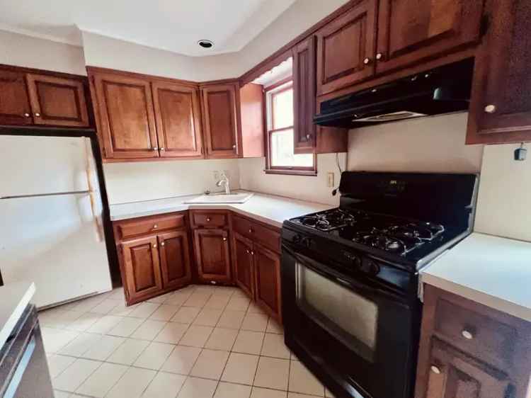 Rent 3 Bedroom 2 Bathroom Home in West Babylon Newly Renovated with Backyard