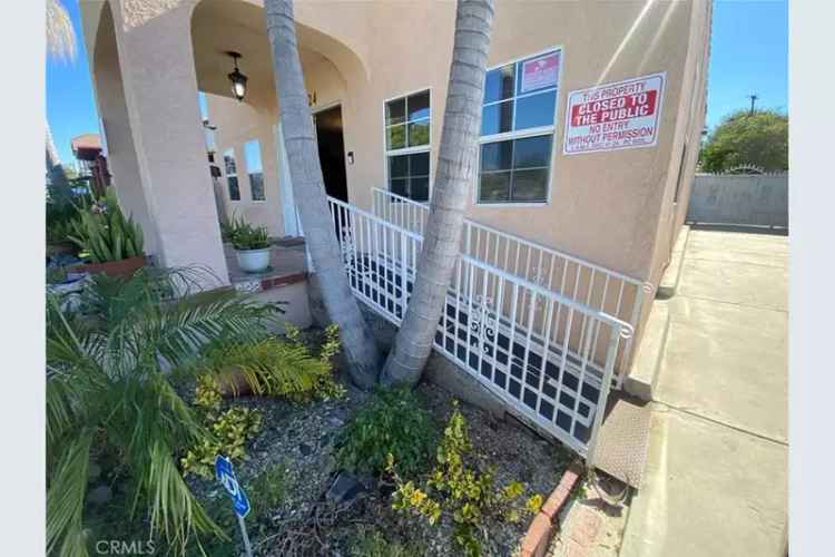 House For Sale in 324, West 121st Street, California