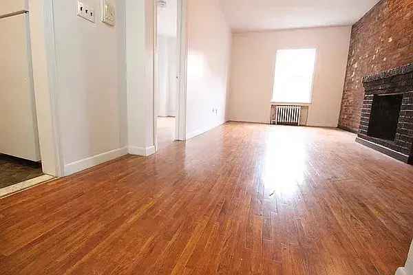 Rent 1 Bedroom Apartment Near Central Park West with Spacious Living Area