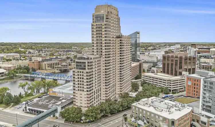 Rent Apartment in Grand Rapids with Stunning Views and Amenities